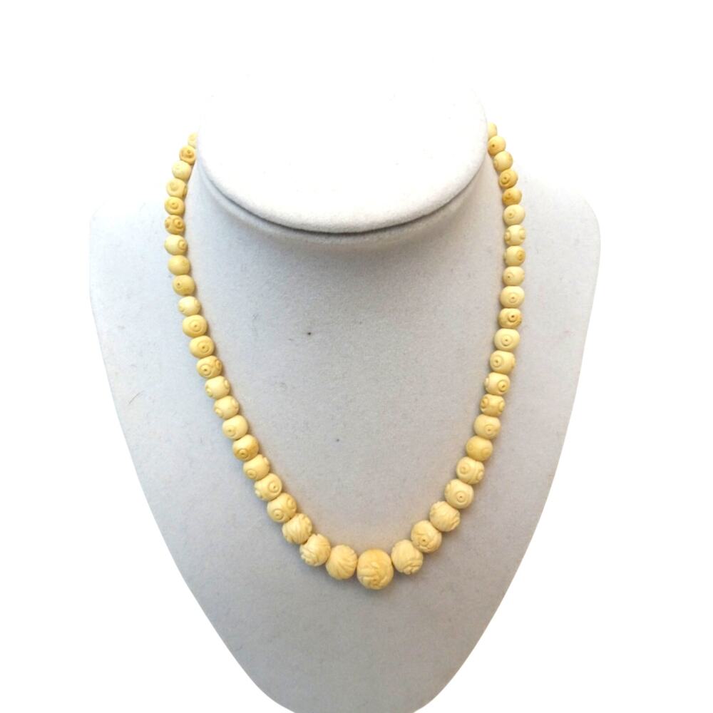 Vintage Hand Carved Bone Bead Necklace Graduated Floral Rosebud 17"
